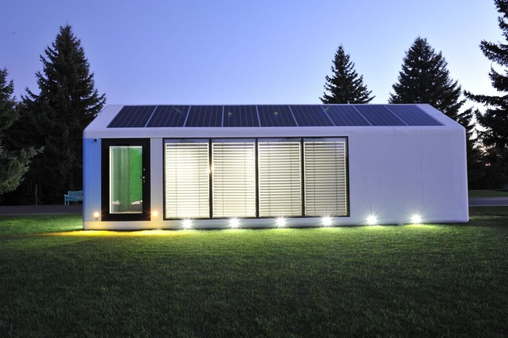 modern-modular-home-with-solar-panels